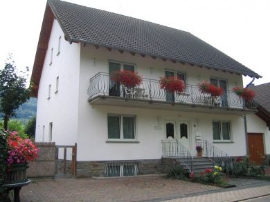 Gästezimmer Wilfried & Anja Müllen - Moselurlaub in Ernst bei Cochem