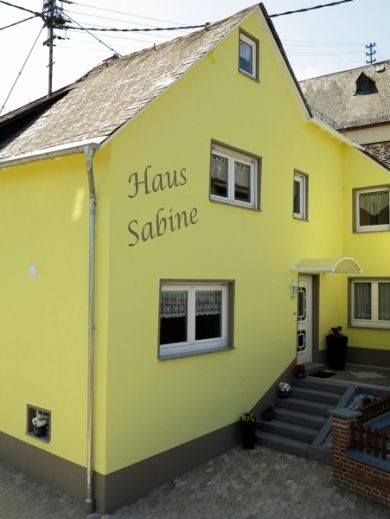 Ferienhaus Sabine & Ferienwohnung Rheingau & E-Ladestation