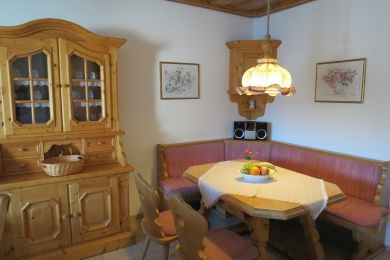 Ferienwohnung Mosel Panorama  Nr. 7 im Haus Berghof  Weitblick ins Moseltal  2 Doppelschlafzimmer - jedes mit eigener Du/WC - WLAN  kostenlos