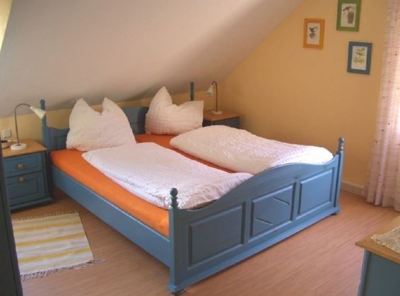 Schlafzimmer Wohnung Krone