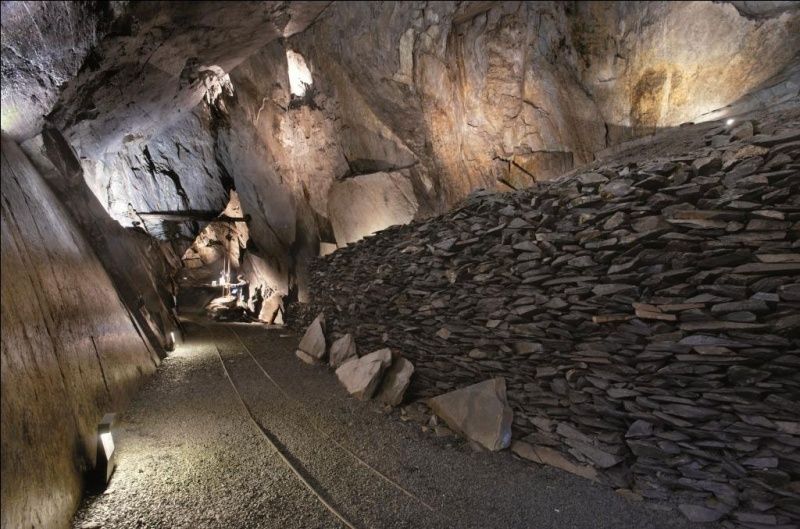 Ein Wanderung zum Schieferstollen (www.schieferstollen-recht.be)lohnt immer