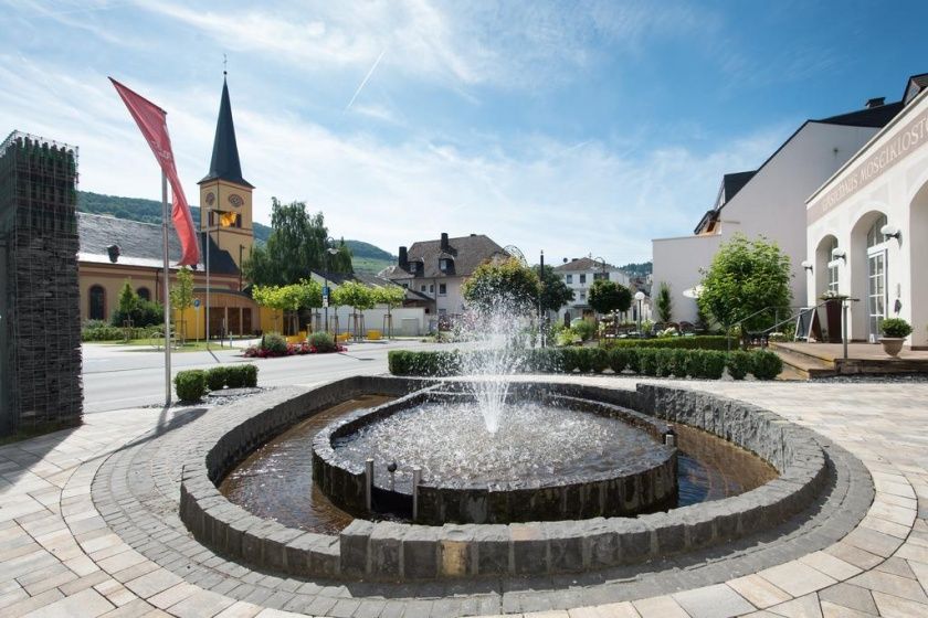 Ferienhaus Moselkloster Ernst Eifel & Weingut Christoph Eifel