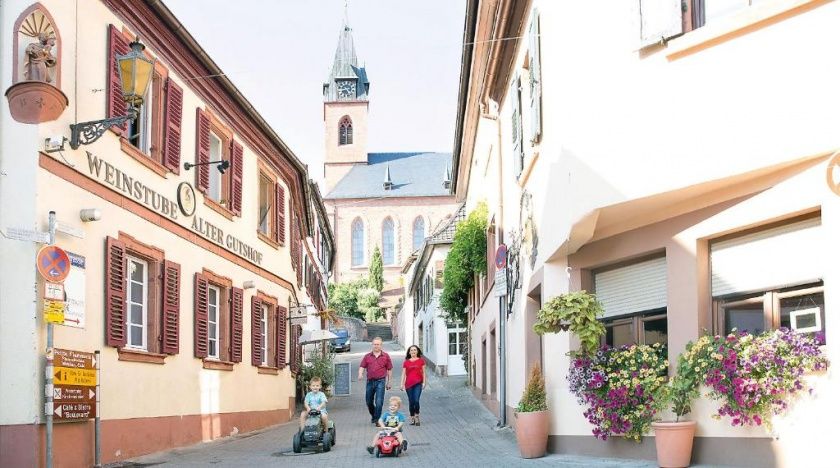 Chalet Pension Weingut & Straußwirtschaft Raabe