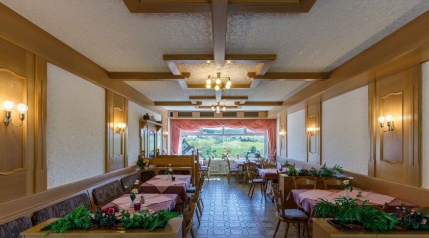 Restaurant-Cafe-Pension Zum Feldbergblick