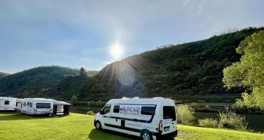 Camping Burgen - Campingplatz an der Mosel