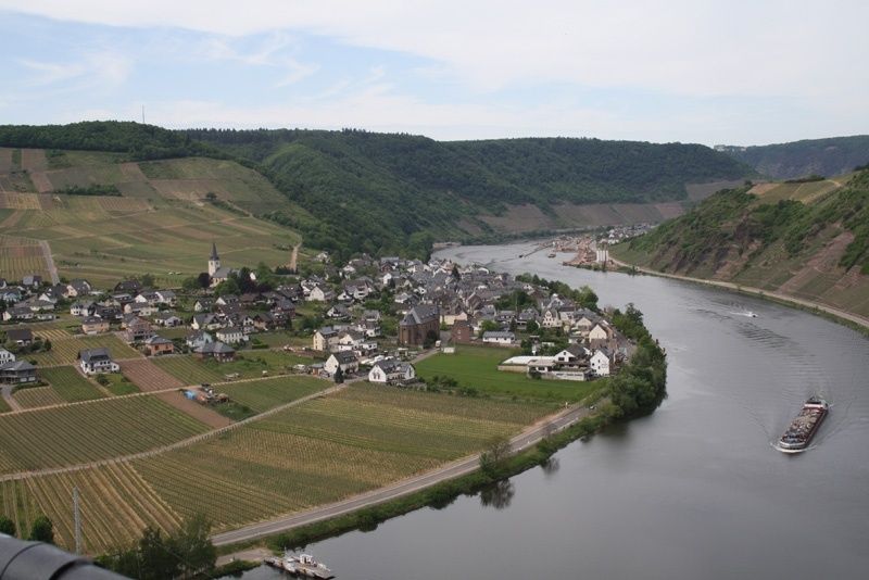 Gasthaus-Pension Könen direkt am Moselufer